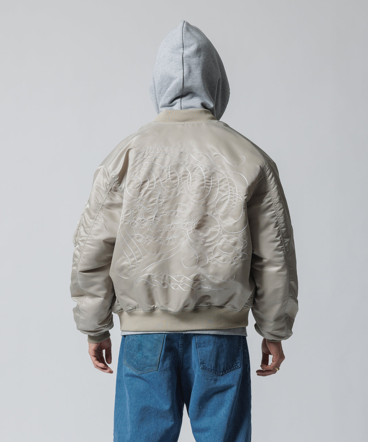BOMBER JACKET